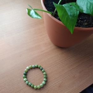 Jade handmade bracelet 6"